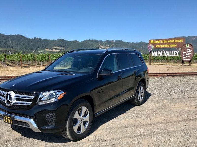 Napa and Sonoma Private Wine Tasting Tour and Luxury Car Service