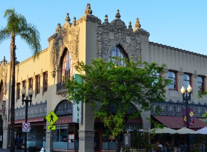 Self Guided Scavenger Hunt: Wind Through Santa Ana’s Downtown