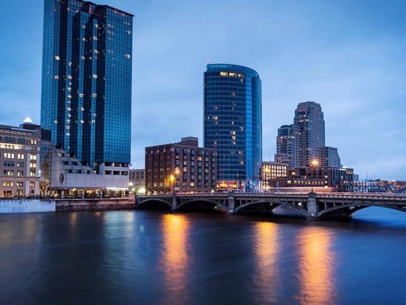 Self-Guided Grand Rapids Scavenger Hunt: Round River City