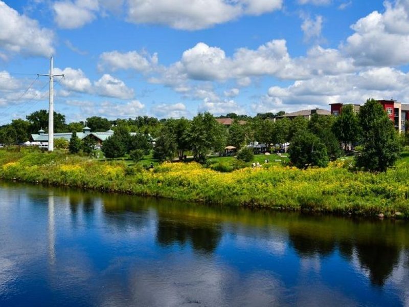 Epic Eau Claire Scavenger Hunt: Traverse The City Of Bridges!