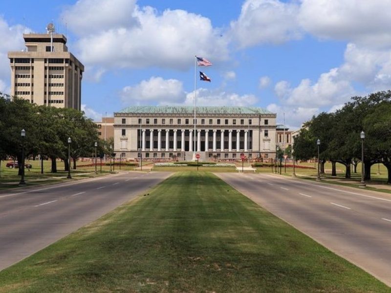 Scavenger Hunt: Playin’ with the Aggies in College Station!