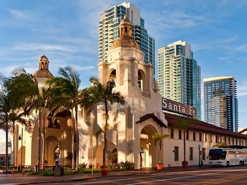 Private Guided Walking Tour of San Diego Attractions