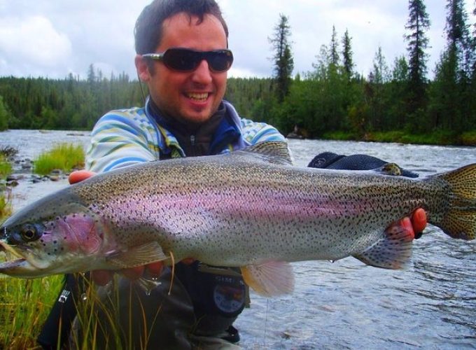 Guided Fishing Excursion in Fairbanks (Full-Day)