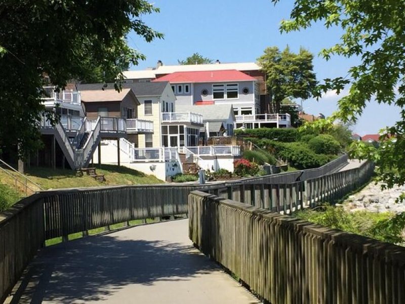 Chesapeake Beach Guided Walking Tour – The Cliffs