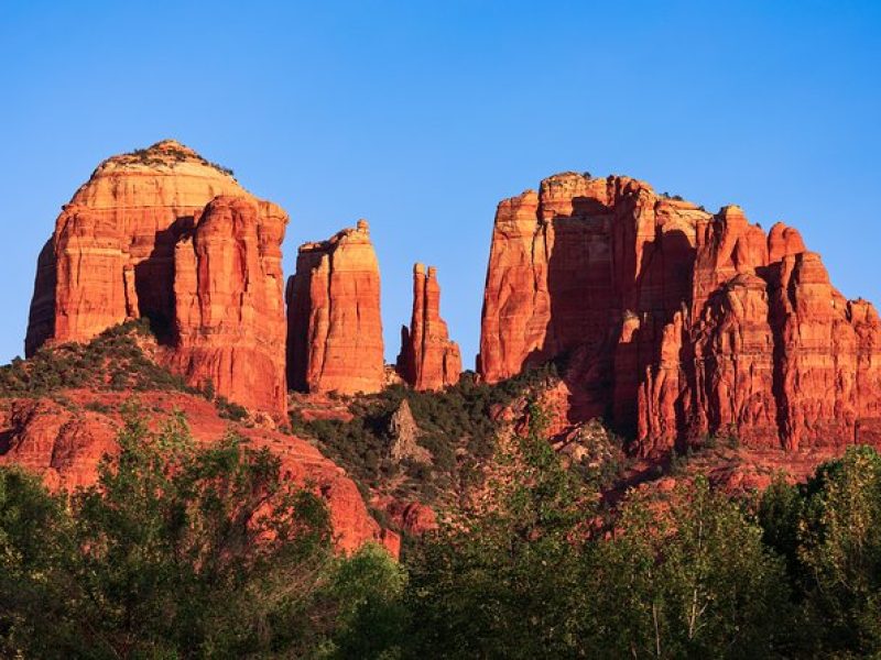 Private Sedona Scenic Full-Day in Luxury Car Tour