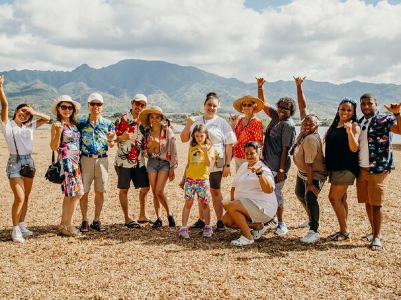 5-Star Oahu Sightseeing Tour with Local Food Included