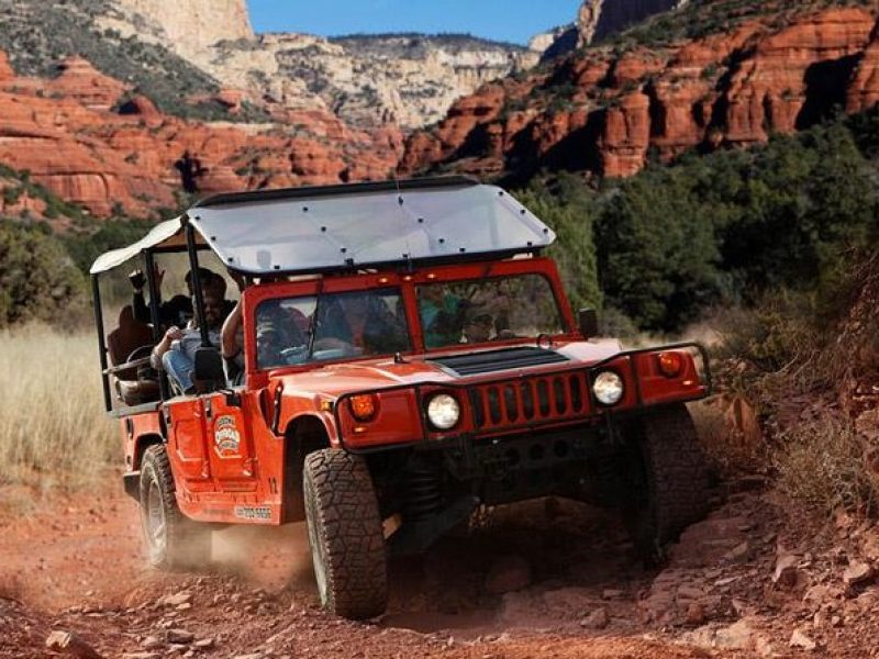 Private Colorado Plateau Ascent: Guided Hummer Tour in Sedona