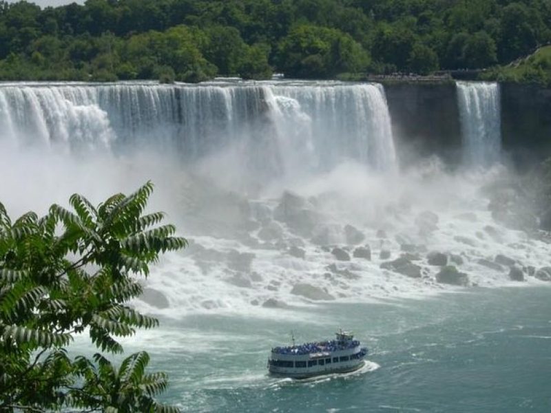 4-Day Niagara Falls, Washington DC, Philadelphia & Amish Country