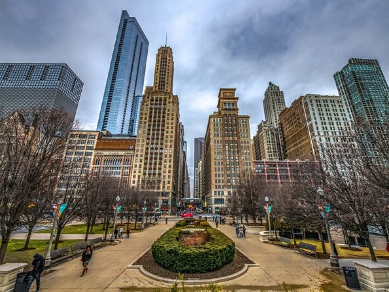 Chicago Food Tour with The Magnificent Mile and Millennium Park