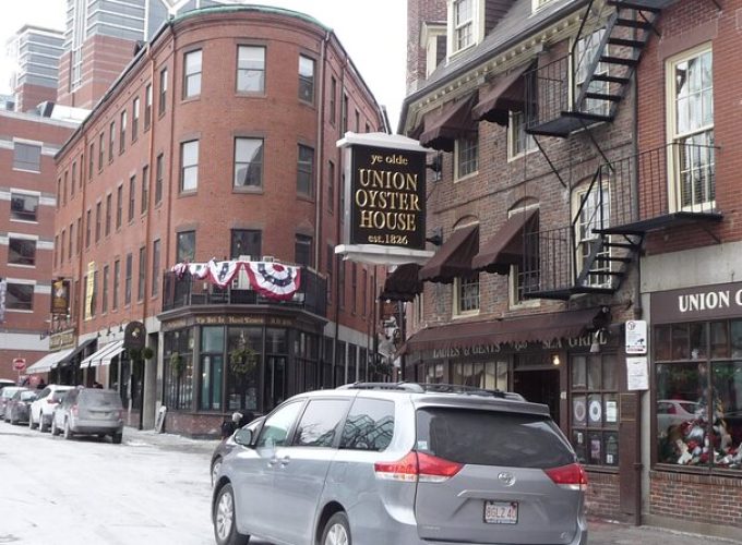 3-Hour Private "Cold Weather- Warm Van" Driving Tour of Boston