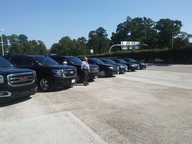 Black Car SUV One Way IAH Airport to Galleria, Houston, TX.