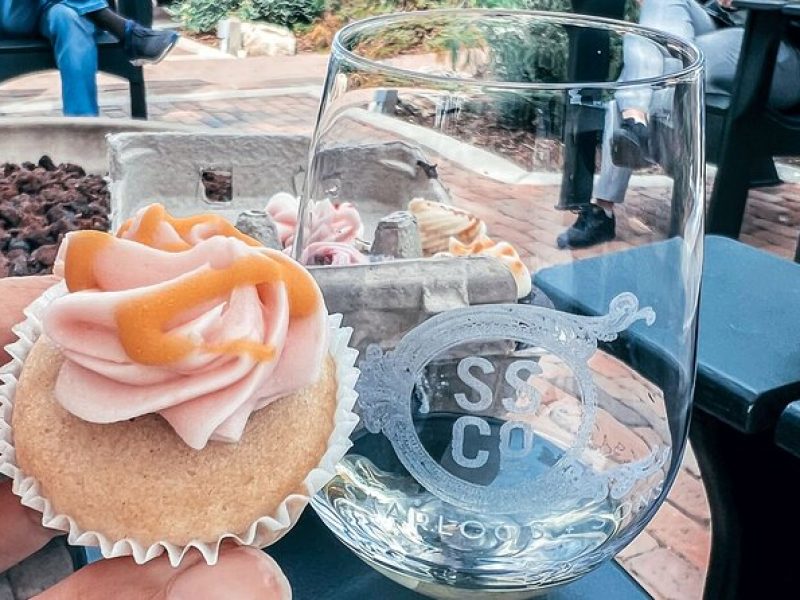 Santa Ynez Valley Cupcake & Wine Tour (All-Inclusive & Full-Day)