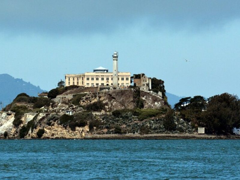 Official Alcatraz Tour and Golden Gate Bridge Bike Ride