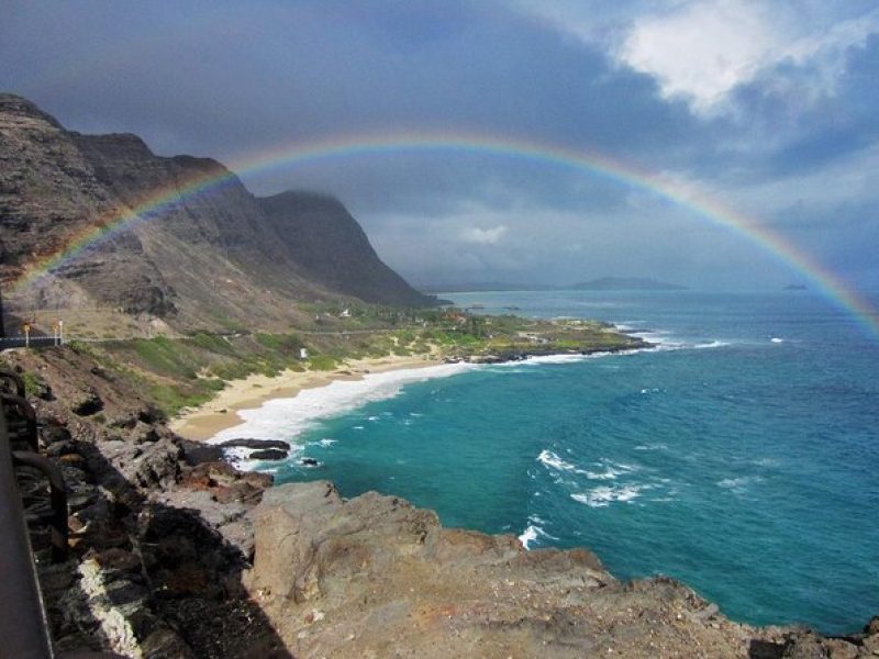 Custom Island Tour – for 1 to 3 people – up to 8 hours – Private tour of Oahu