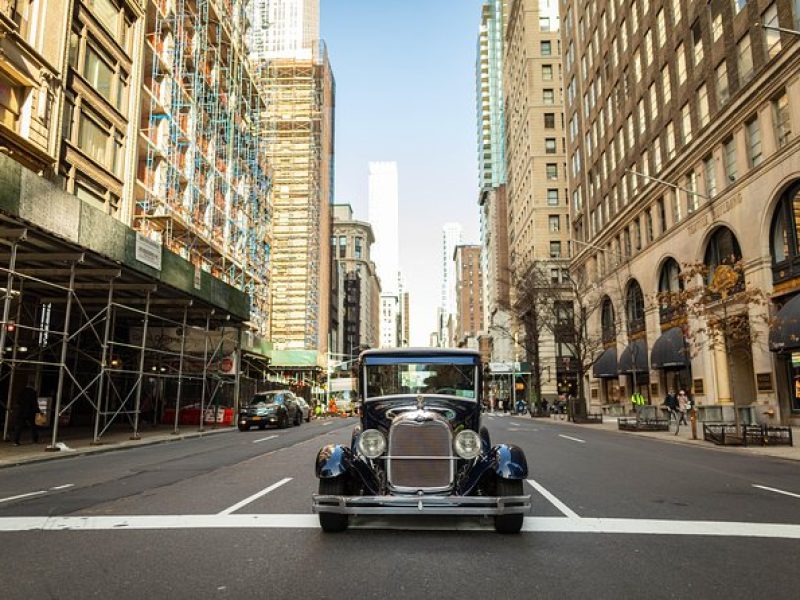 1 HR – NYC Private Classic Car Experience – Midtown