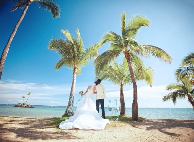 Hawaii Wedding – Aloha Beach Wedding and Photo Session