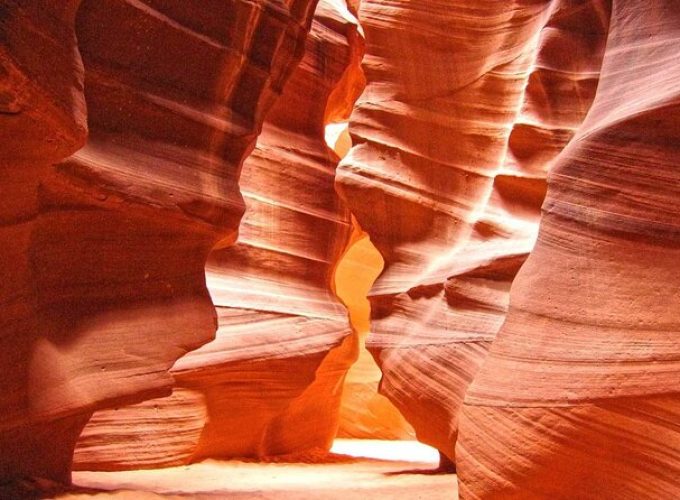 Upper Antelope Canyon Tour With Ticket