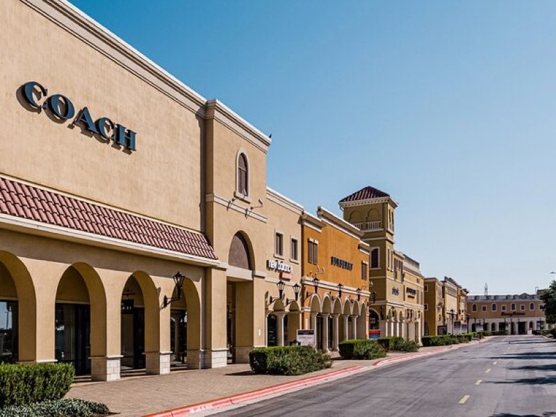 Private Shopping Tour from Austin to San Marcos Premium Outlets