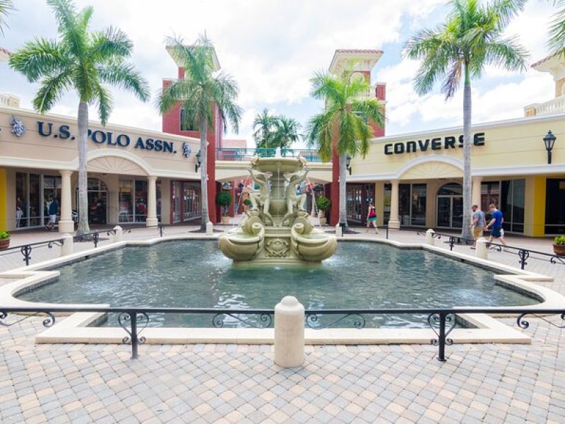 Private Shopping Tour from Fort Myers Hotels to Miromar Outlets