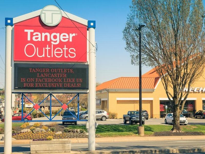 Private Shopping Tour from Philadelphia hotels to Tanger Outlets