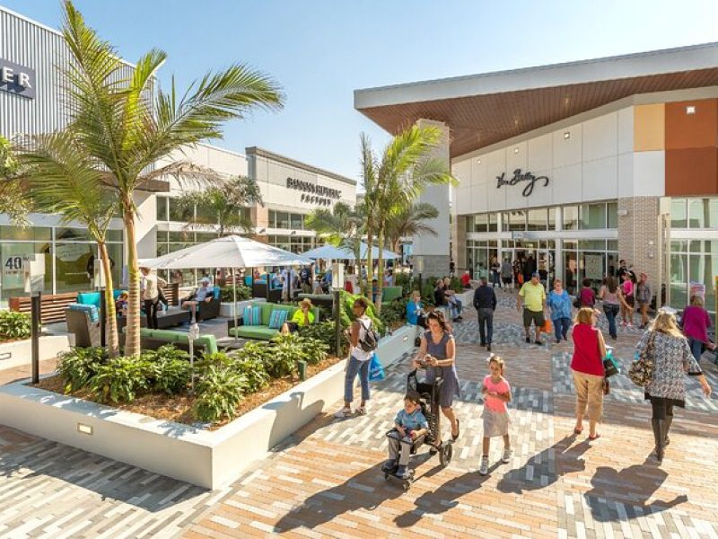 Private Shopping Tour from Orlando to Tanger Outlets Daytona