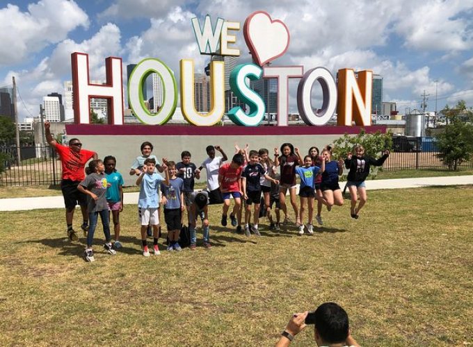 Private 3-in-1 Sightseeing, Brewery, and Mural Tour of Houston by Cart