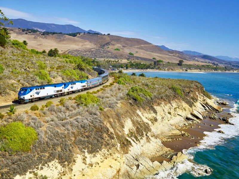 Santa Barbara 1-Day via Amtrak Starlight Coastal&car tour from LA