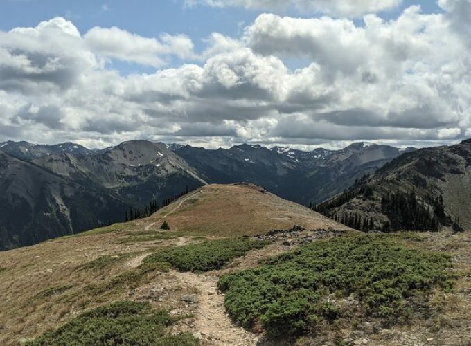 Private Day Hike to Maiden Peak (6-8 hours)