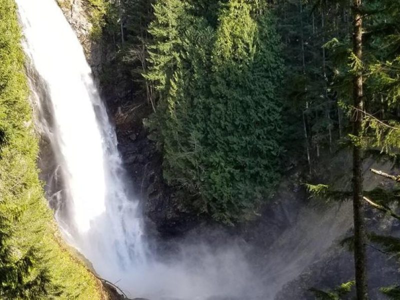 Waterfall Wonderland Hike with Transport