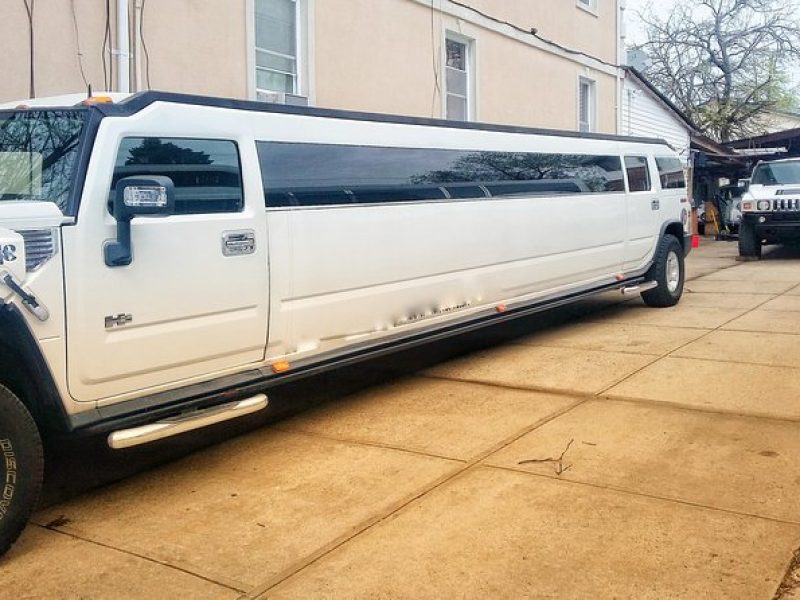 Atlantic City Trips – Round Trip from NYC area in H2 Hummer Limousine White