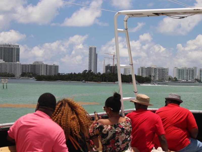 Miami Boat Tour of Celebrity Homes