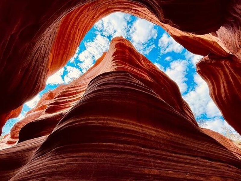 Peekaboo Slot Canyon Tour UTV and Hiking Adventure (Private)