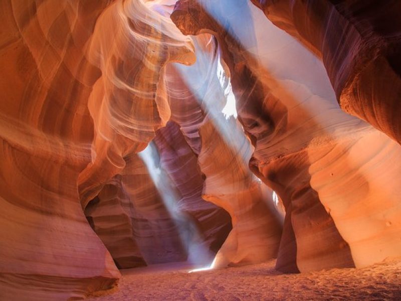 Upper Antelope Canyon & Horseshoe Bend Tour from Las Vegas