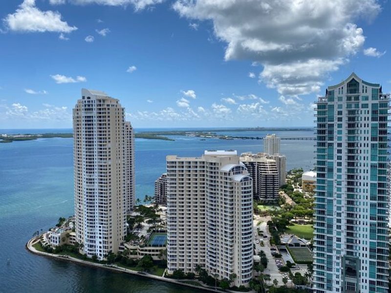 Double Decker City tour & 90 Min Miami Boat Cruise Millionaire homes