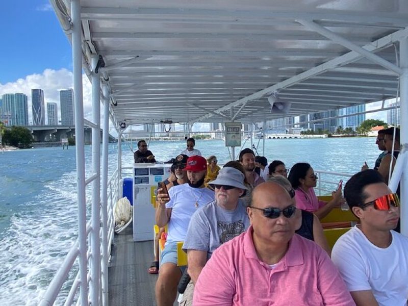 Miami 60 Minute Sightseeing Cruise in Biscayne Bay-South Beach