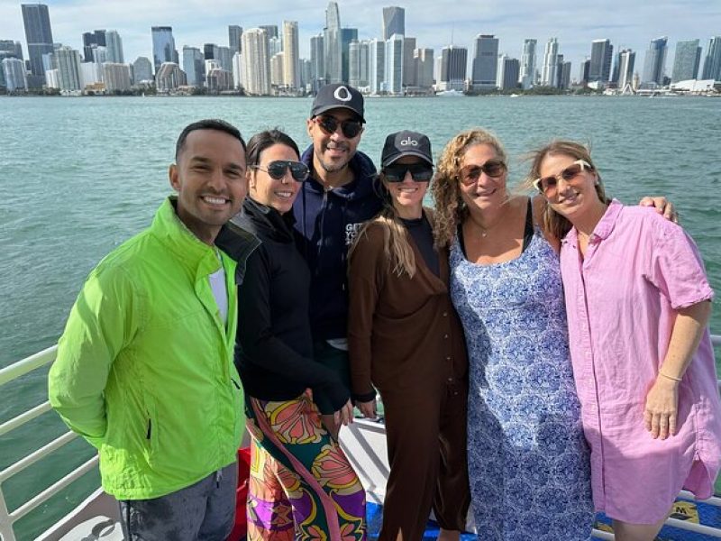 South Beach: Miami Boat Cruise and Skyline