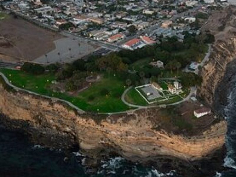 Private Helicopter Tour of Rancho Palos Verdes, Los Angeles, and Long Beach