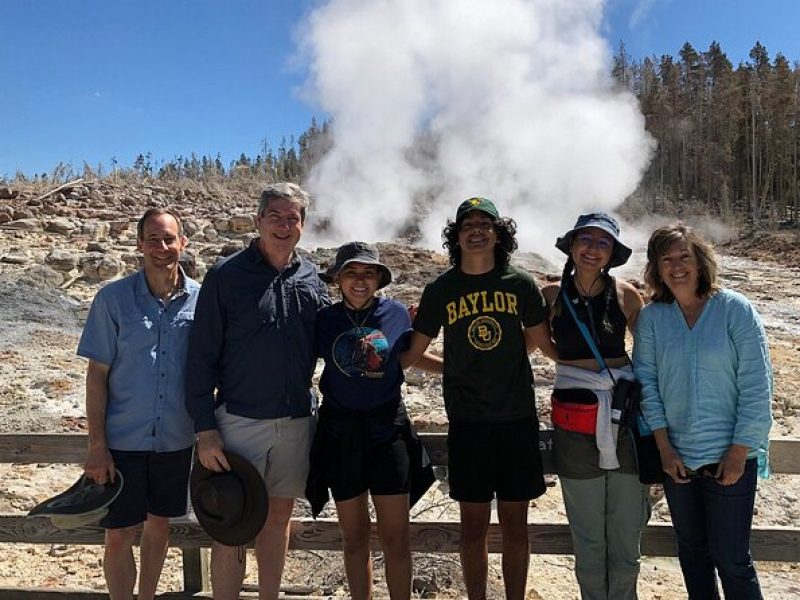 Full Day Private Guided Tour in Yellowstone National Park