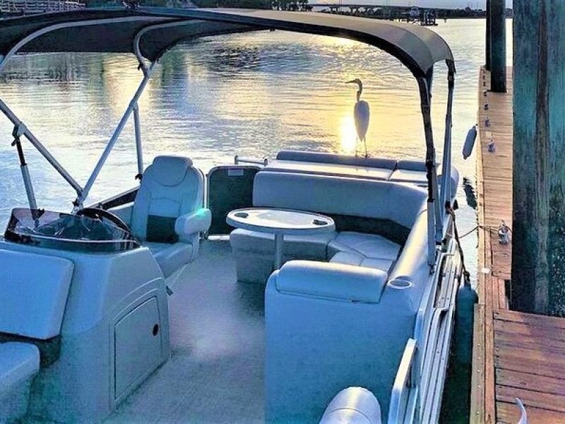 5-Hour Private Hilton Head Pontoon Boat Rental