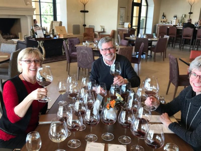 Private Customized Willamette Valley Wine Maker Tour with lunch