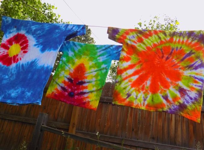 Tie-Dye Art Class in Estes Park