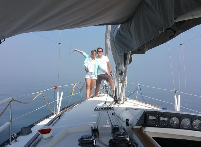 Private sailing trips around Fishers island from New London, CT