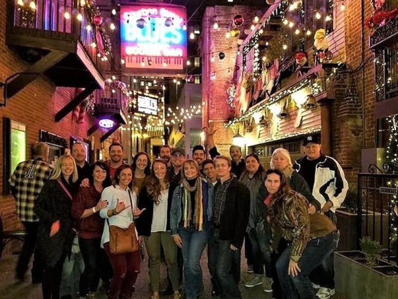 Nashville's Honky-Tonk Walking Sightseeing Pub Crawl