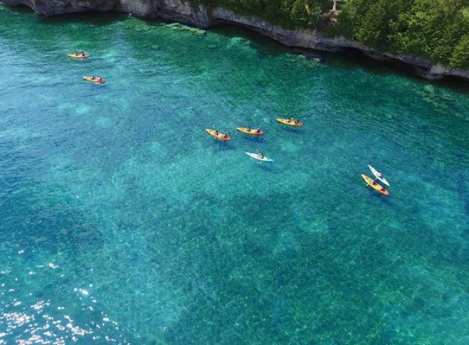 Cave Point Kayak Tour