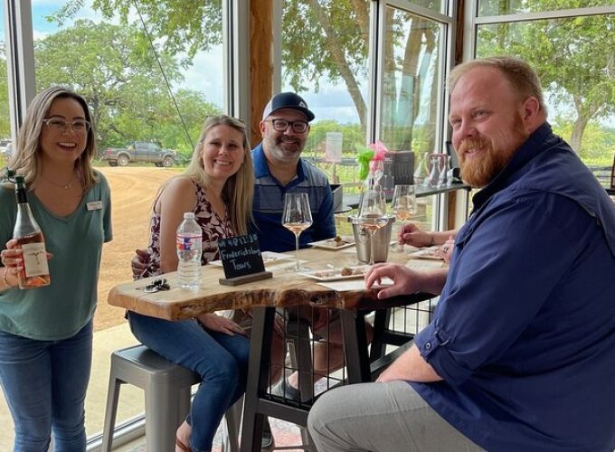 Fredericksburg Texas Area Wine Tastings: 3 Wineries and Lunch