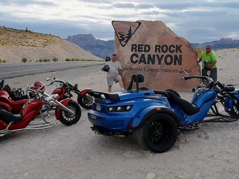 Vegas Strip and Red Rock Canyon Guided Trike or Slingshot Tour