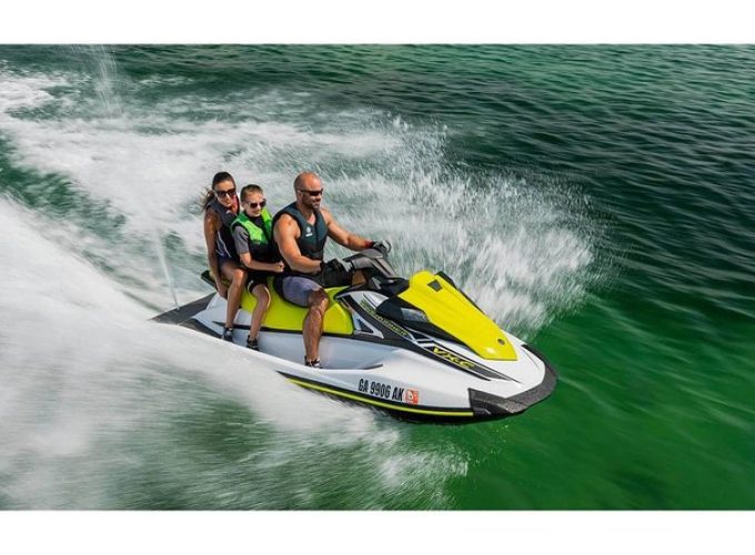 Fort Myers Beach ‘Free-Range’ Jetski Rental