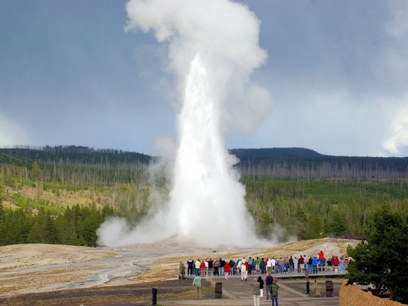 6-Day VIP Tour: Grand Canyon/Zion Canyon/Bryce Canyon/Grand Tetons/Yellowstone