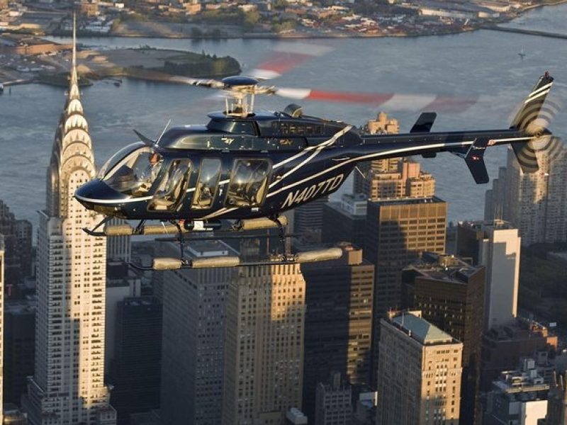 New York Helicopter Tour: Manhattan Highlights