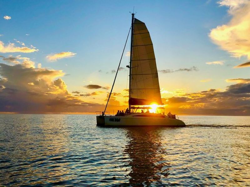 Sightseeing and Sunset Catamaran Sailing Excursion